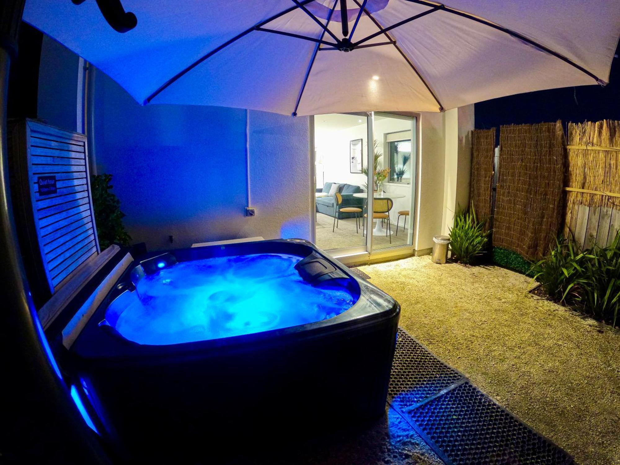 Central City Heaven Spa Christchurch Esterno foto